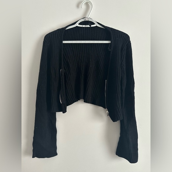 black crop top jacket, GARAGE - Picture 2 of 4